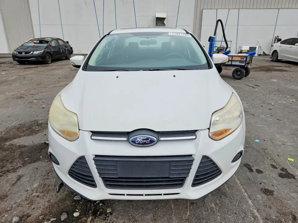 2013 FORD FOCUS SE  