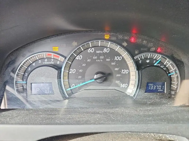2012 TOYOTA CAMRY SE  