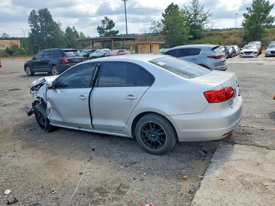 2012 VOLKSWAGEN JETTA SE  