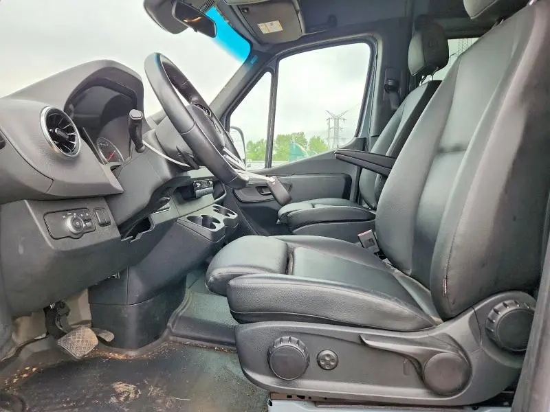 2024 MERCEDES-BENZ SPRINTER 2500  