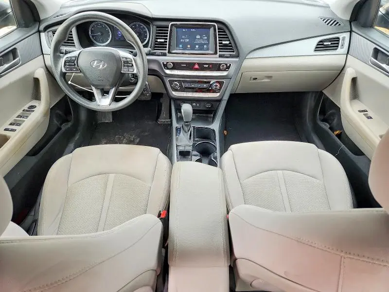 2019 HYUNDAI SONATA SE  