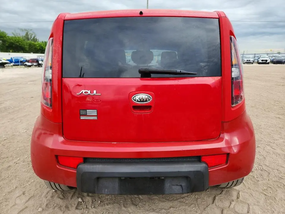 2010 KIA SOUL +  