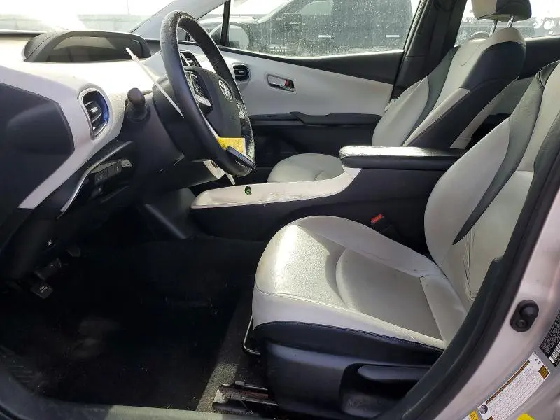 2016 TOYOTA PRIUS THREE TOURING  