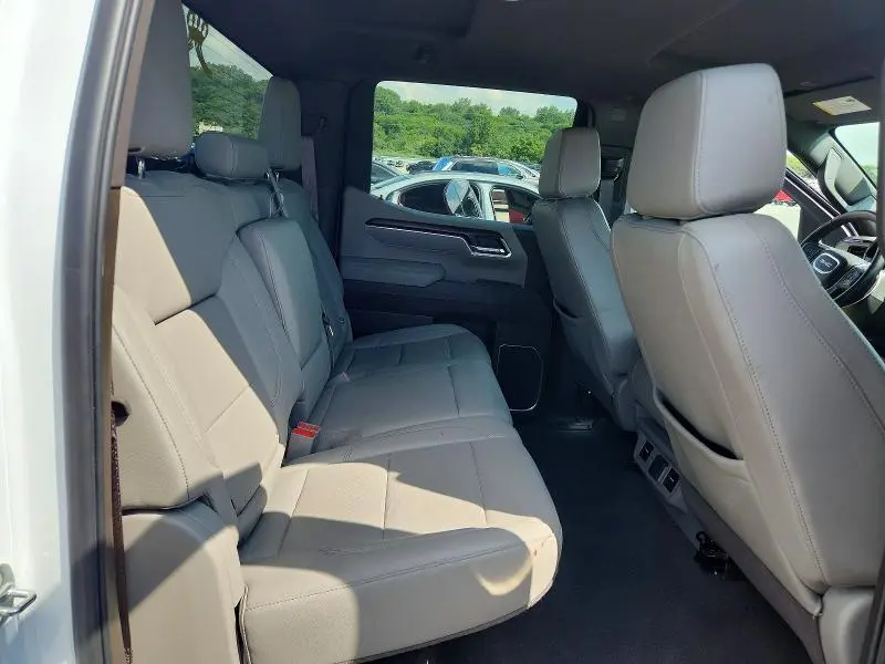 2025 GMC SIERRA C1500 SLT  
