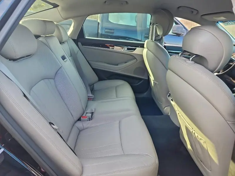 2017 GENESIS G80 BASE  