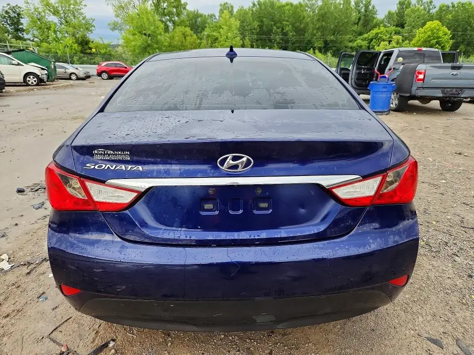 2014 HYUNDAI SONATA GLS  