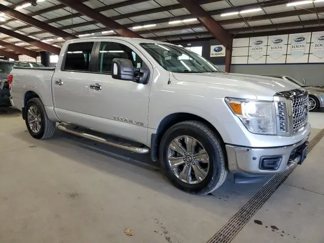 2018 NISSAN TITAN SV  