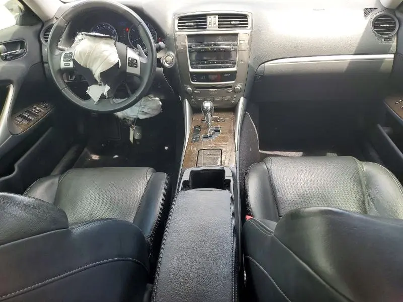 2011 LEXUS IS 250  