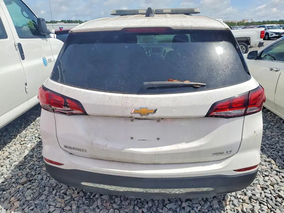 2022 CHEVROLET EQUINOX LT  