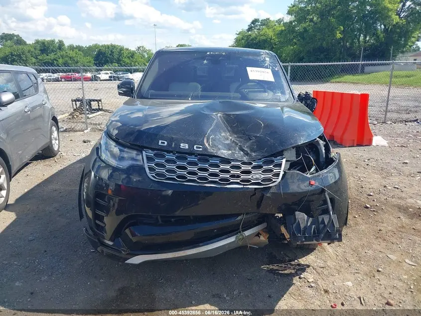 2023 LAND ROVER DISCOVERY P360 METROPOLITAN EDITION