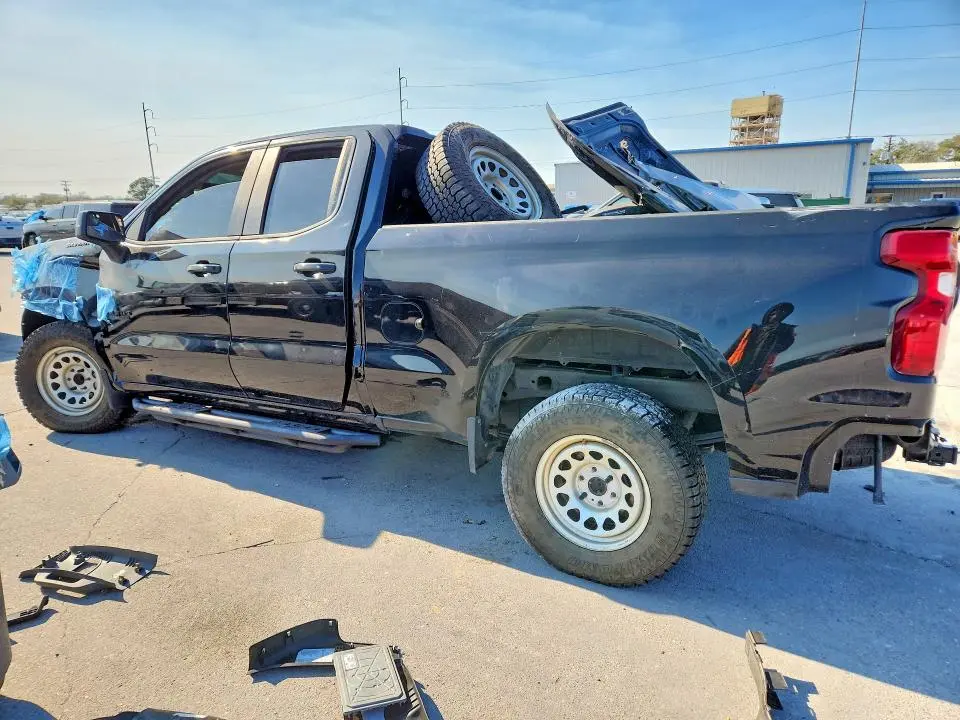 2019 CHEVROLET SILVERADO C1500 LT  