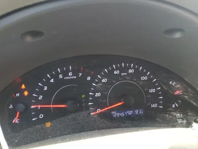 2011 TOYOTA CAMRY BASE  