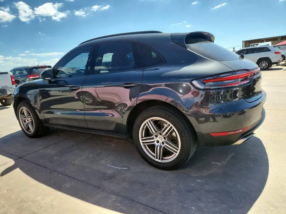2021 PORSCHE MACAN   