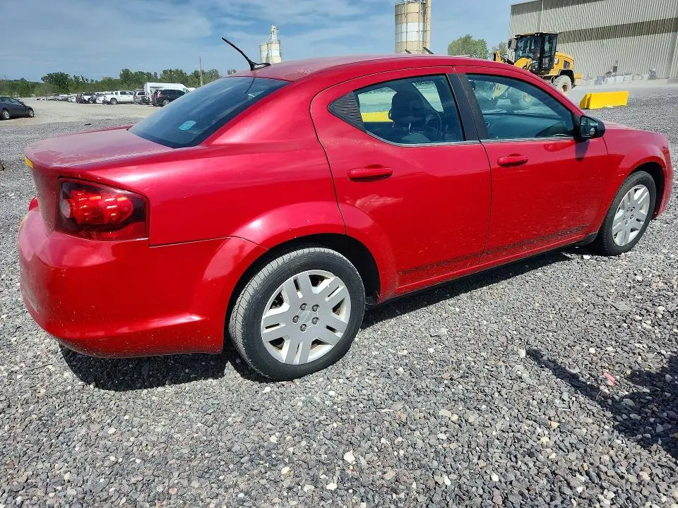 2013 DODGE AVENGER SE  