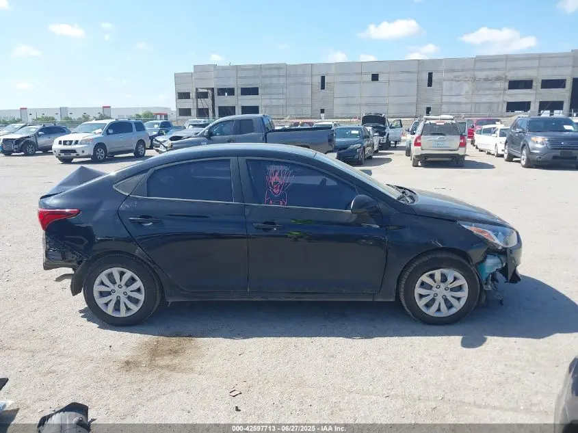 2022 HYUNDAI ACCENT SE