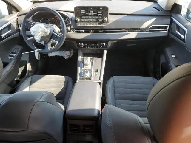 2024 MITSUBISHI OUTLANDER SE  