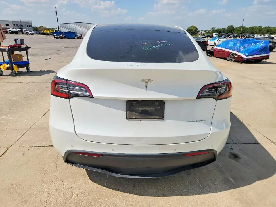2021 TESLA MODEL Y   