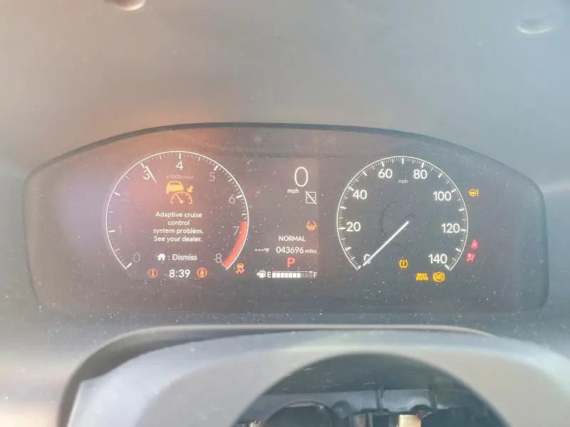 2023 HONDA HR-V LX  