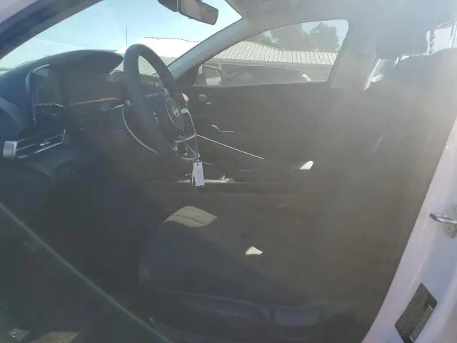 2024 HYUNDAI ELANTRA BLUE  