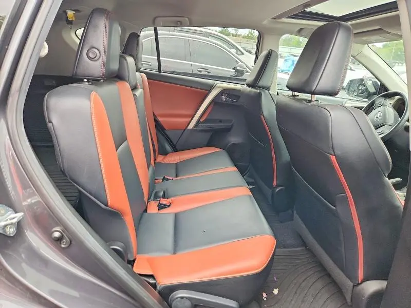 2015 TOYOTA RAV4 LIMITED  