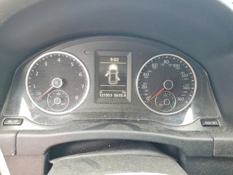 2016 VOLKSWAGEN TIGUAN   