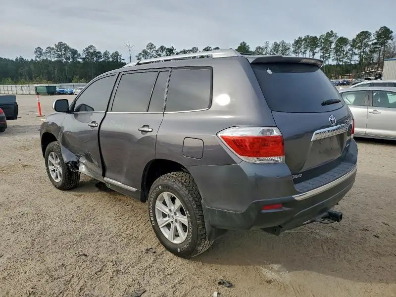 2012 TOYOTA HIGHLANDER BASE  
