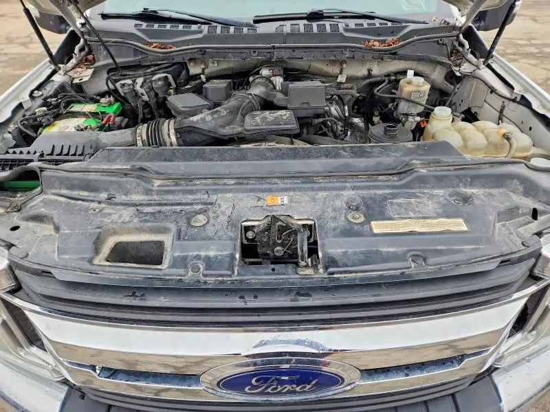 2021 FORD F250 XLT SD 4WD 6.2L V8 CREW CAB