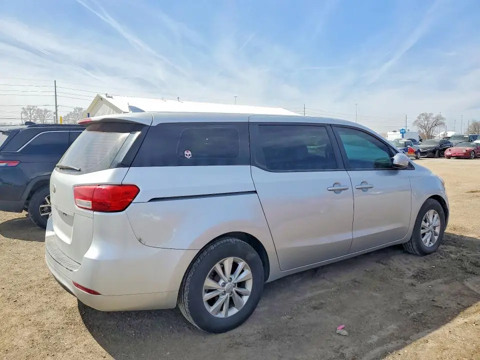 2018 KIA SEDONA L  