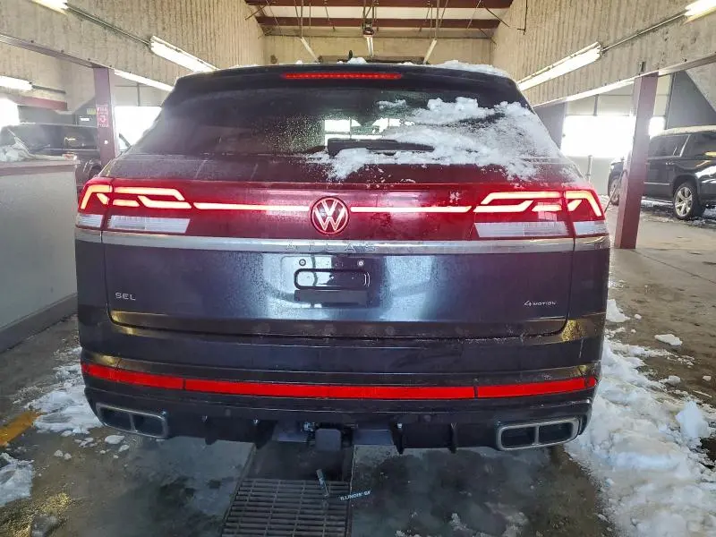 2024 VOLKSWAGEN ATLAS CROSS SPORT SEL R-LINE  
