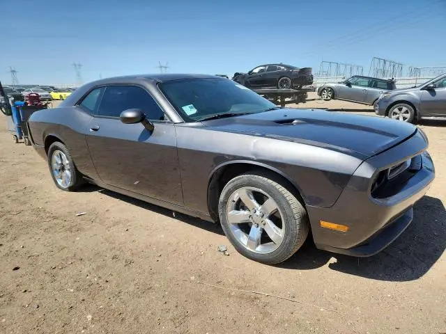 2013 DODGE CHALLENGER SXT  