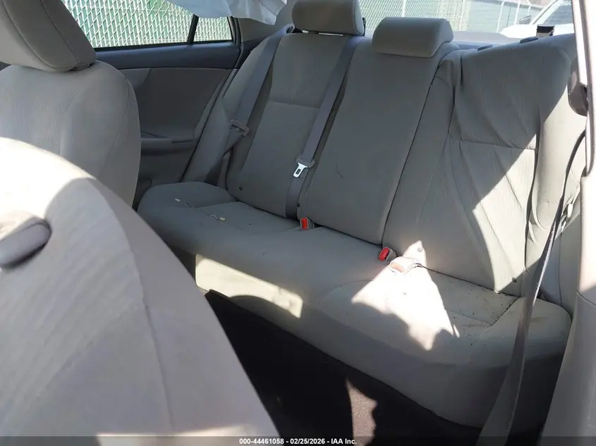 2010 TOYOTA COROLLA LE