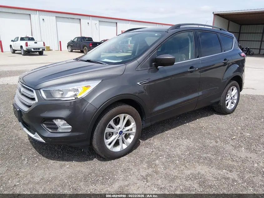 2018 FORD ESCAPE SE