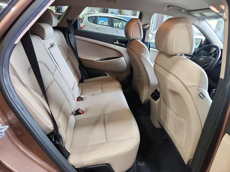 2017 HYUNDAI TUCSON SE PLUS  
