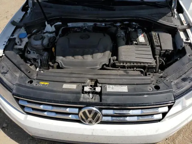 2020 VOLKSWAGEN TIGUAN SE  