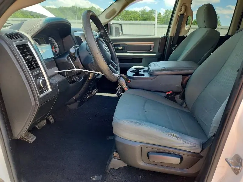 2014 RAM 1500 SLT  