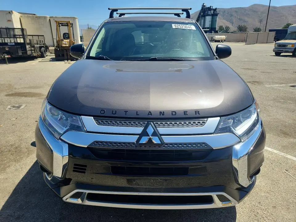 2019 MITSUBISHI OUTLANDER ES  