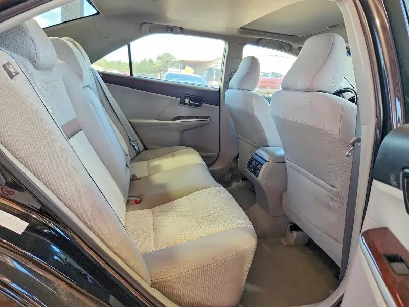 2012 TOYOTA CAMRY XLE  
