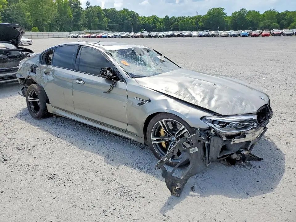 2018 BMW M5   
