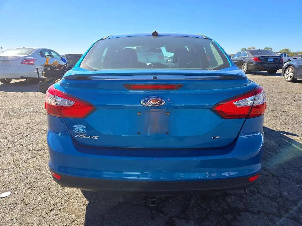 2014 FORD FOCUS SE  