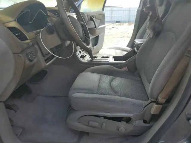 2013 CHEVROLET TRAVERSE LS  