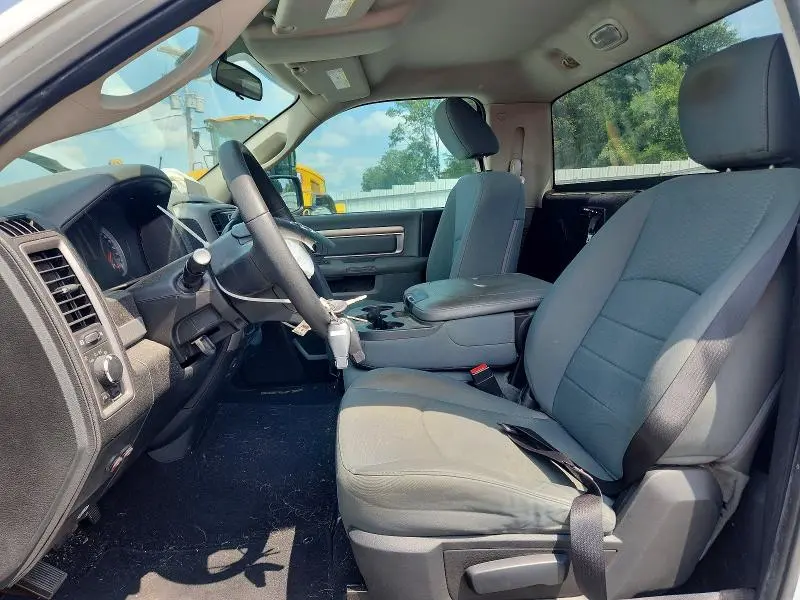 2013 RAM 1500 ST  