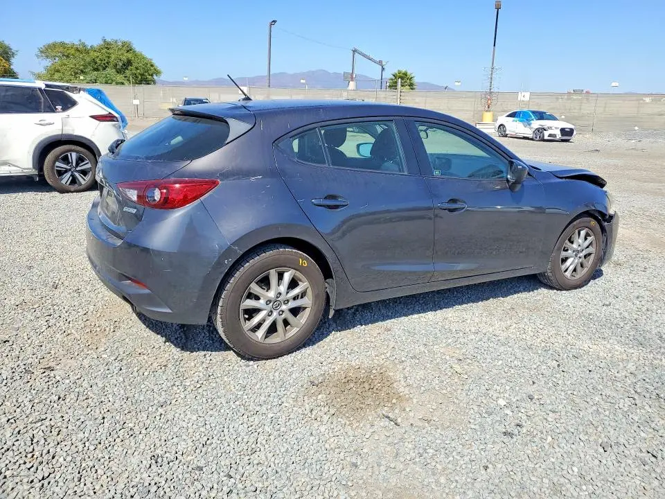 2017 MAZDA 3 SPORT  