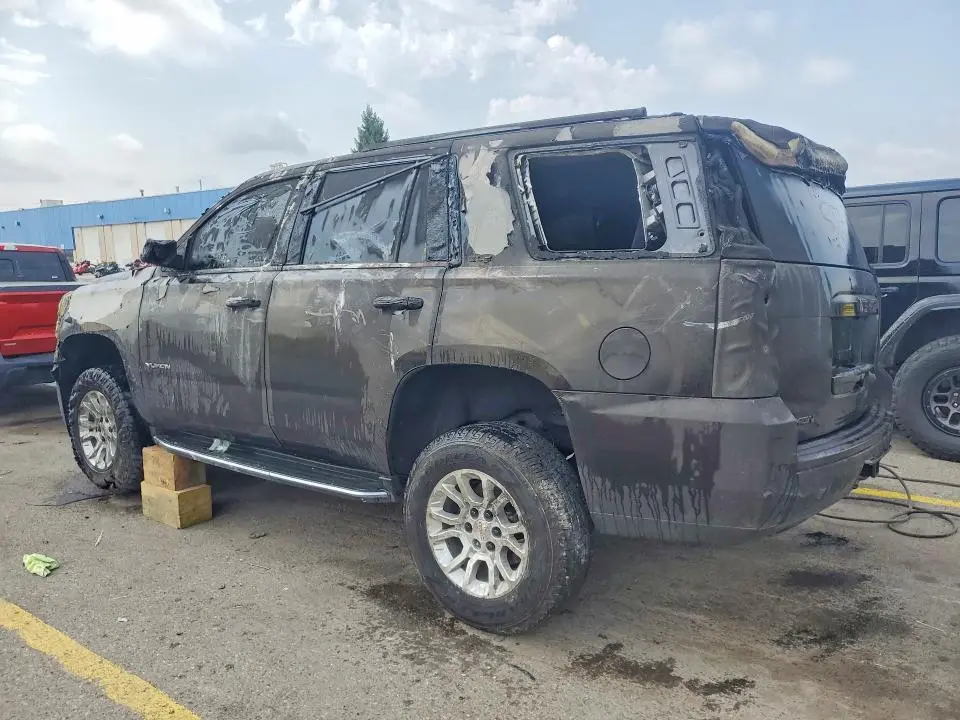 2016 GMC YUKON SLE  