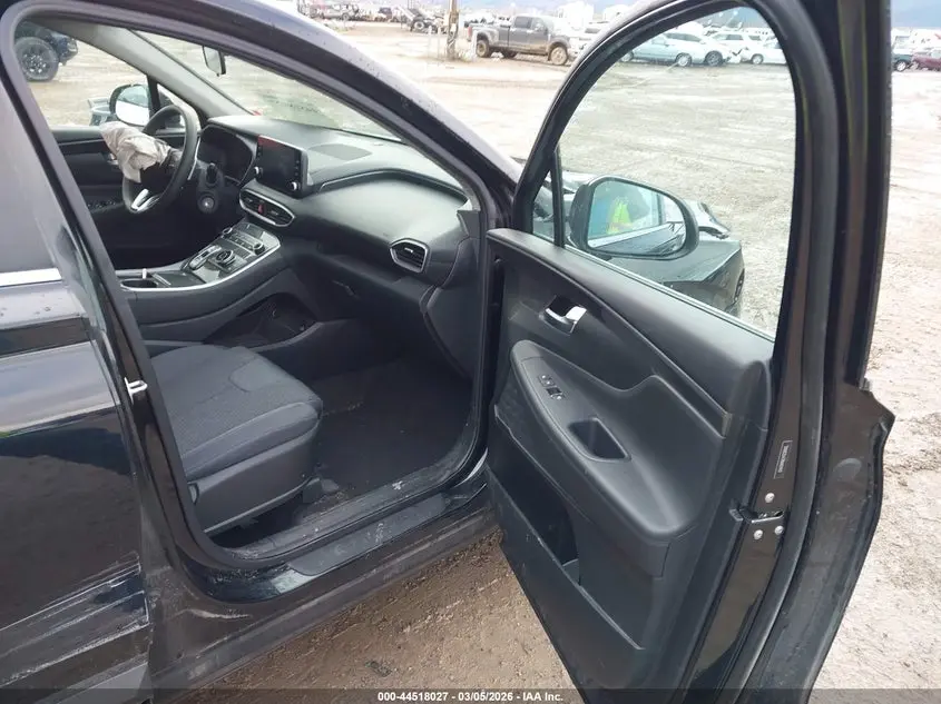 2022 HYUNDAI SANTA FE SE