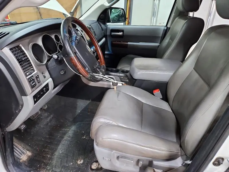 2012 TOYOTA SEQUOIA PLATINUM  