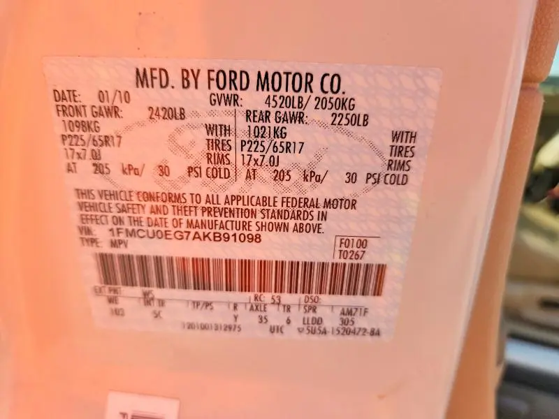 2010 FORD ESCAPE LIMITED  