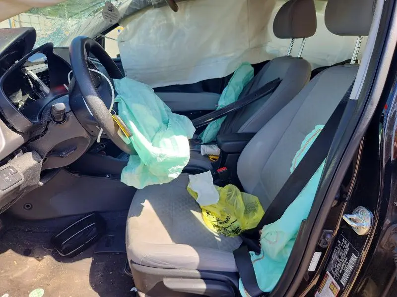 2021 KIA RIO S  