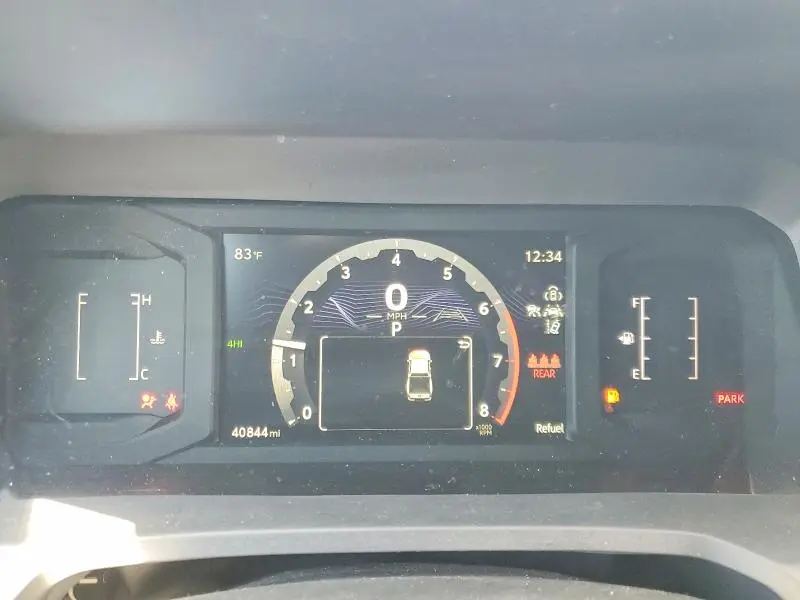 2024 TOYOTA TACOMA SR5  