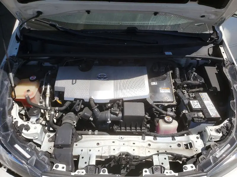 2019 TOYOTA PRIUS LE  