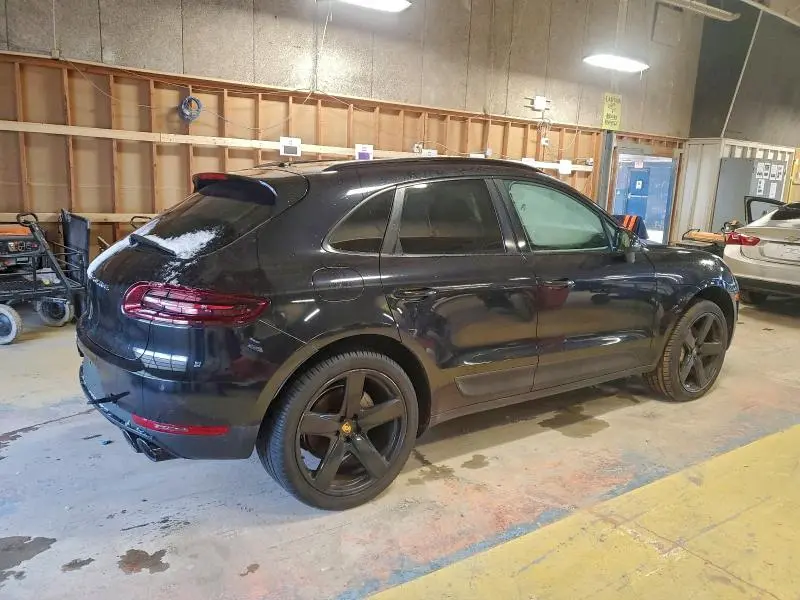 2015 PORSCHE MACAN S  